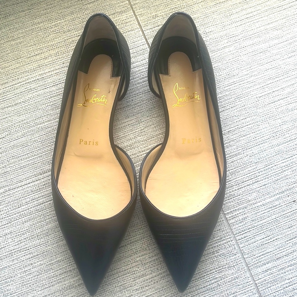 Authentic Louboutin Iriza Flats